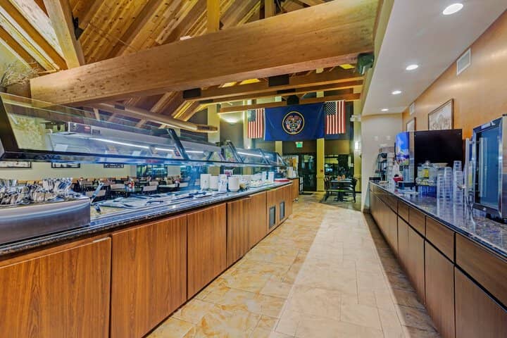 Breakfast area